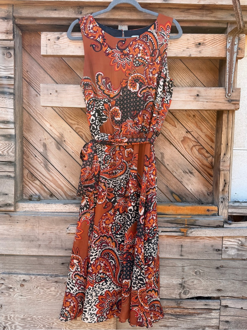 dressbarn Rust Paisley Sleeveless Midi Dress with Self Tie - Picture 2 of 6